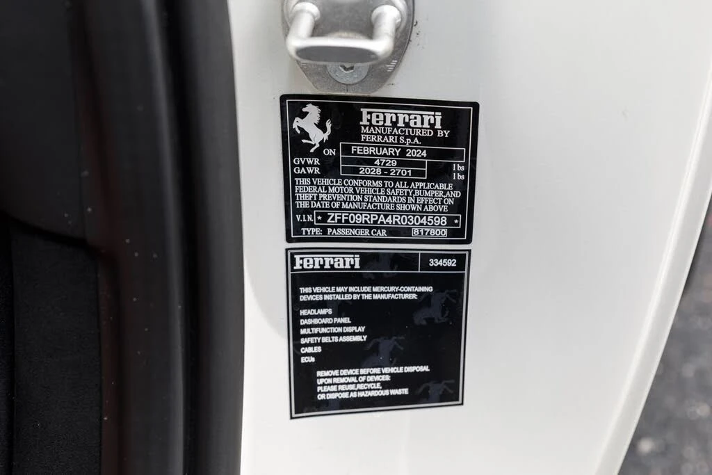 2024 Ferrari Roma Spider - Image 31 of 31