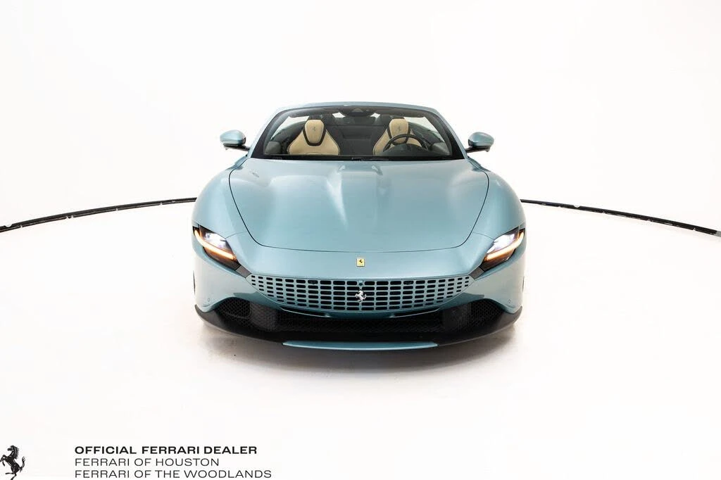 2024 Ferrari Roma Spider - Image 9 of 31