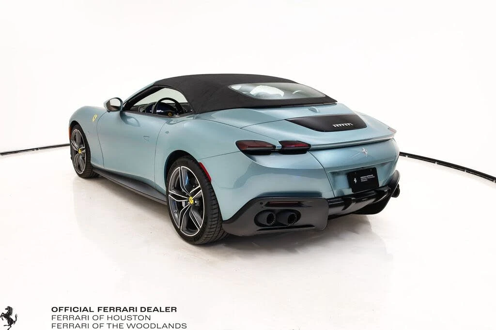 2024 Ferrari Roma Spider - Image 25 of 31