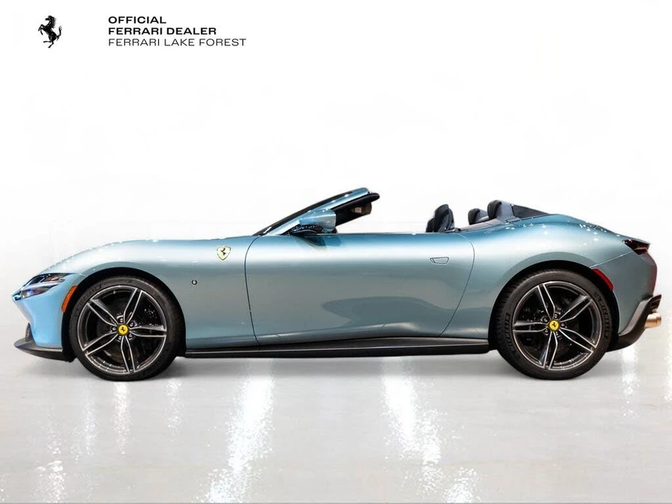 2024 Ferrari Roma Spider - Image 3 of 31
