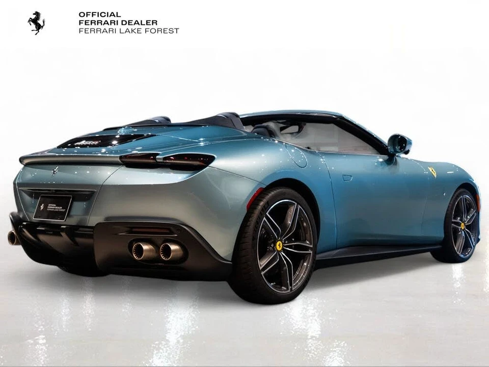 2024 Ferrari Roma Spider - Image 10 of 31