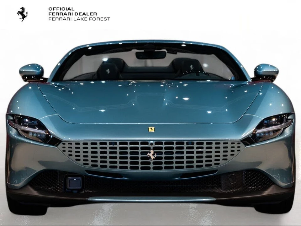 2024 Ferrari Roma Spider - Image 7 of 31