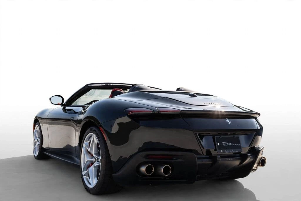 2024 Ferrari Roma Spider - Image 25 of 31