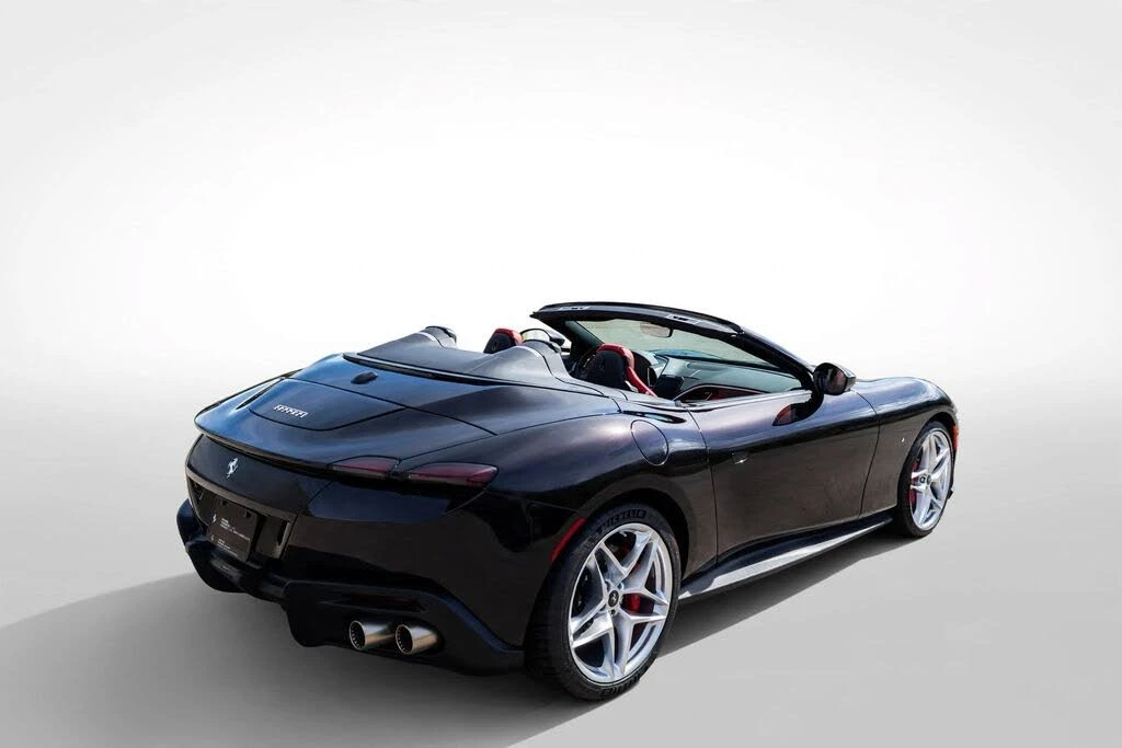 2024 Ferrari Roma Spider - Image 2 of 31