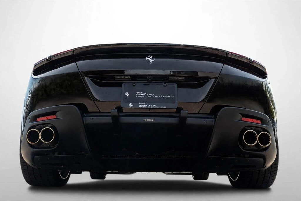 2024 Ferrari Roma Spider - Image 23 of 31