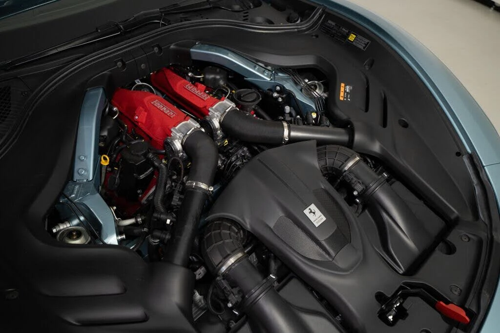 2024 Ferrari Roma Spider - Image 16 of 31