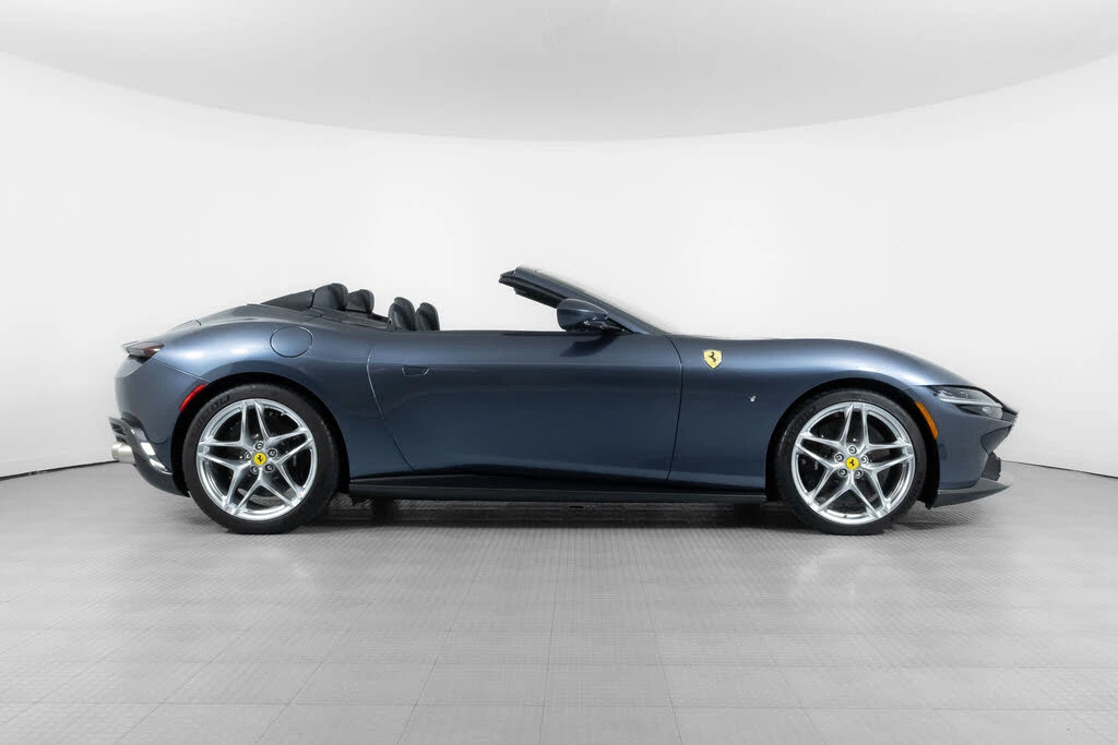 2024 Ferrari Roma Spider - Image 10 of 31