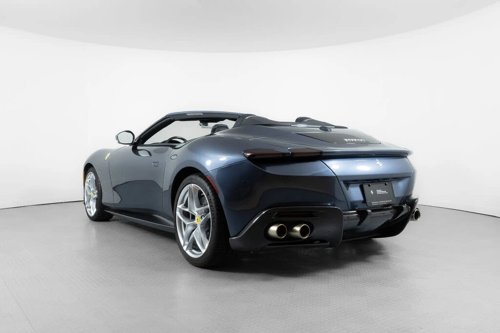 2024 Ferrari Roma Spider - Image 17 of 31