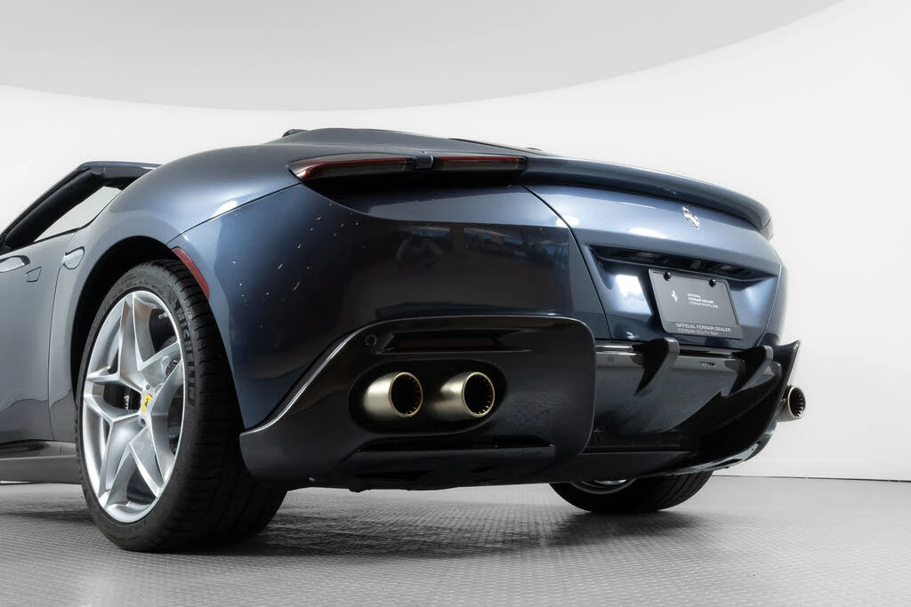 2024 Ferrari Roma Spider - Image 21 of 31