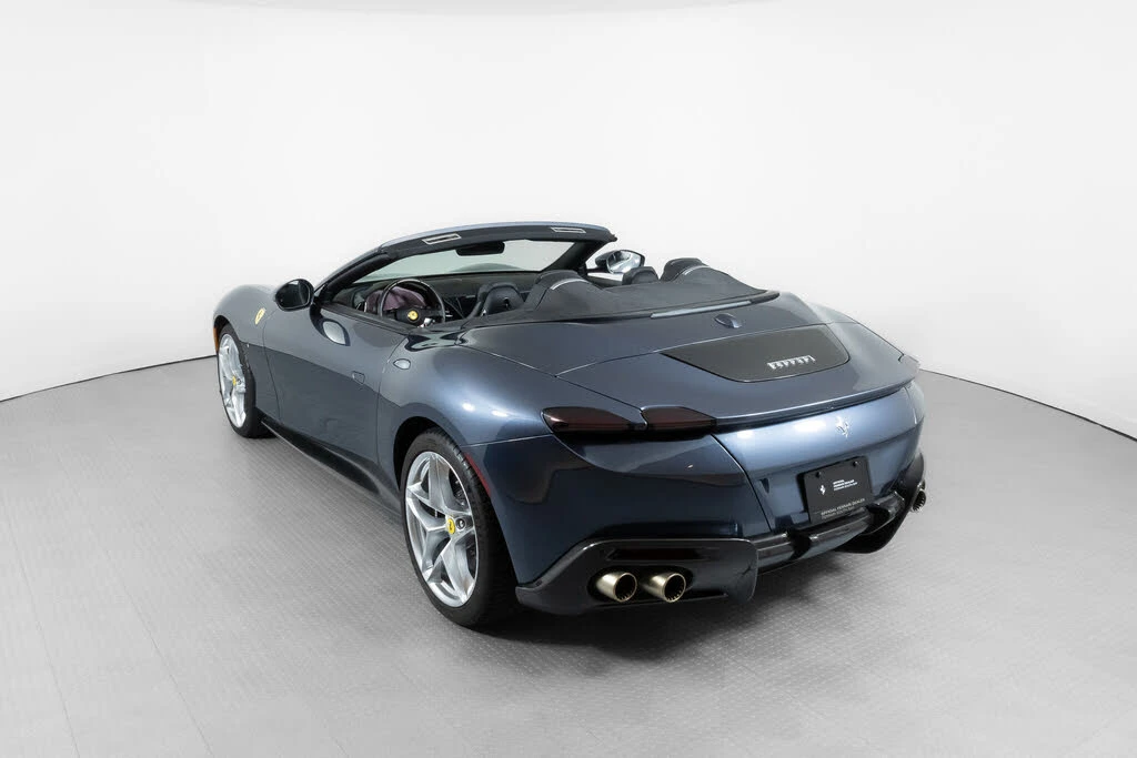 2024 Ferrari Roma Spider - Image 19 of 31