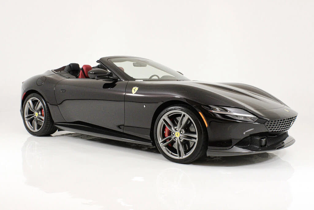 2024 Ferrari Roma Spider - Image 17 of 31