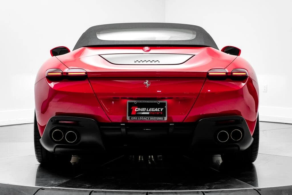 2024 Ferrari Roma Spider - Image 14 of 31