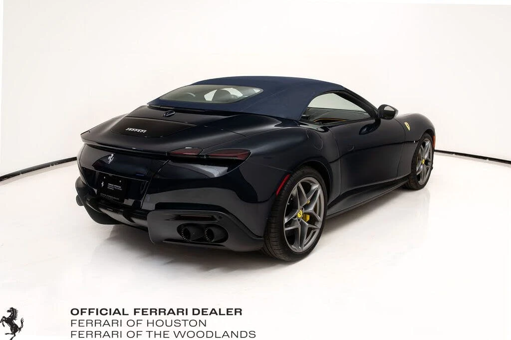 2024 Ferrari Roma Spider - Image 30 of 31