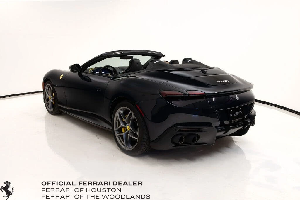 2024 Ferrari Roma Spider - Image 2 of 31