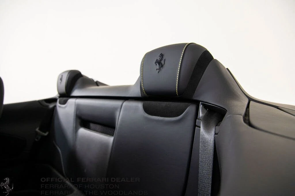 2024 Ferrari Roma Spider - Image 17 of 31