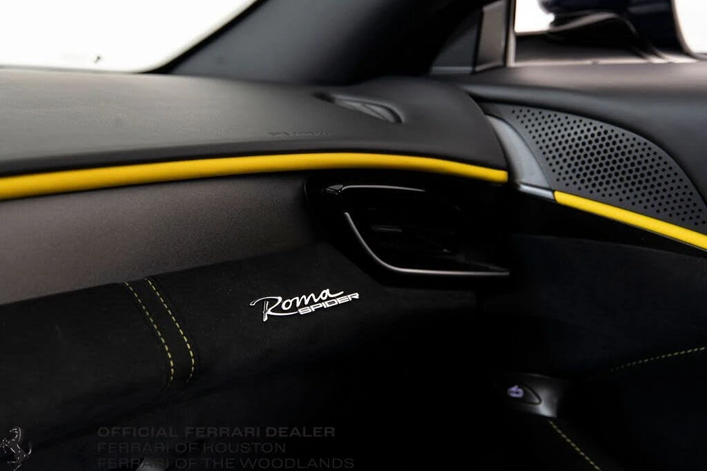 2024 Ferrari Roma Spider - Image 15 of 31