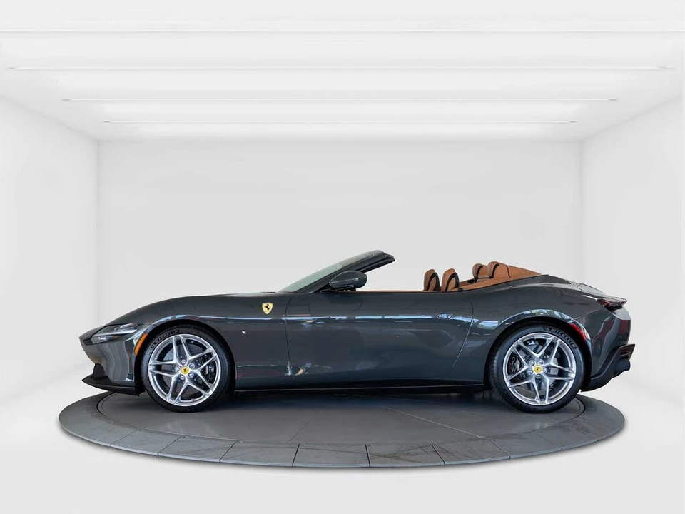 2024 Ferrari Roma Spider - Image 2 of 7