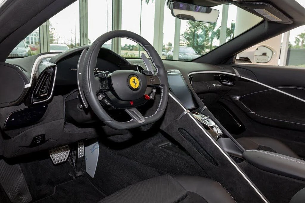 2024 Ferrari Roma Spider - Image 14 of 31
