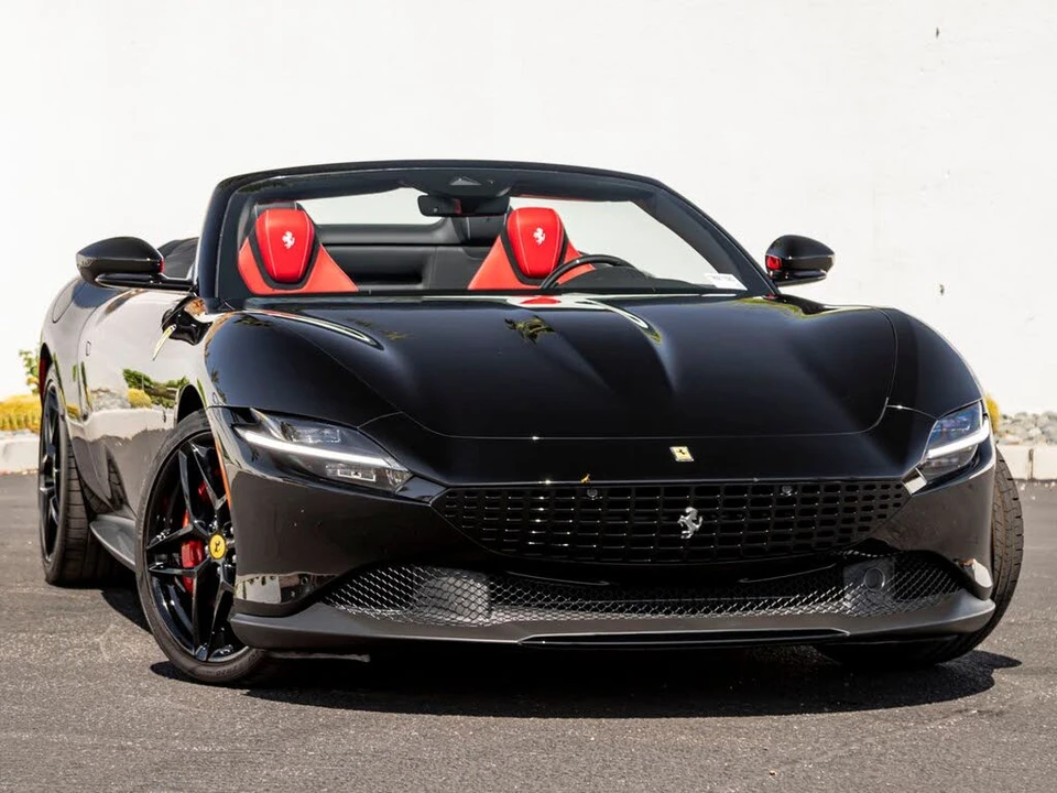 2024 Ferrari Roma Spider - Image 4 of 31