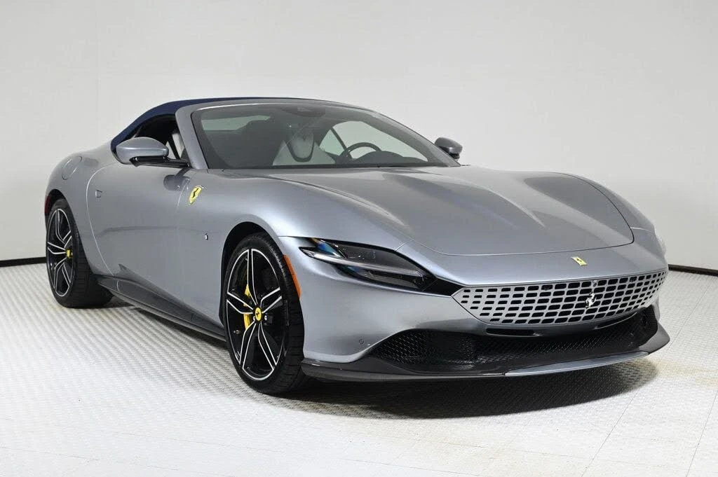 2024 Ferrari Roma Spider - Image 11 of 31