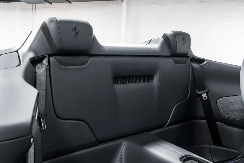 2024 Ferrari Roma Spider - Image 26 of 31