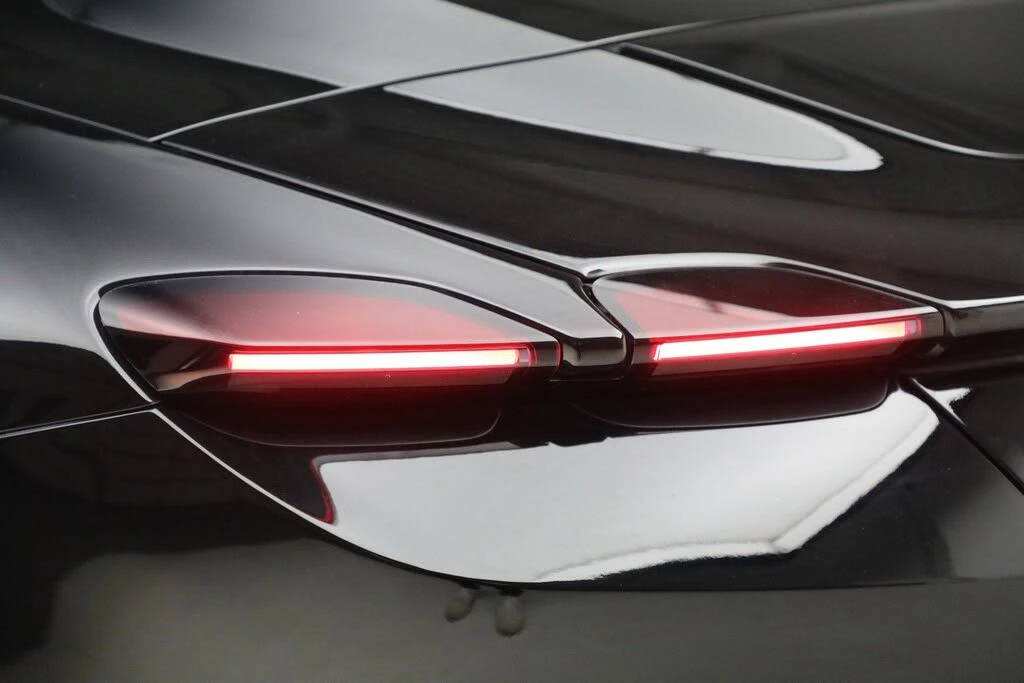 2024 Ferrari Roma Spider - Image 29 of 29