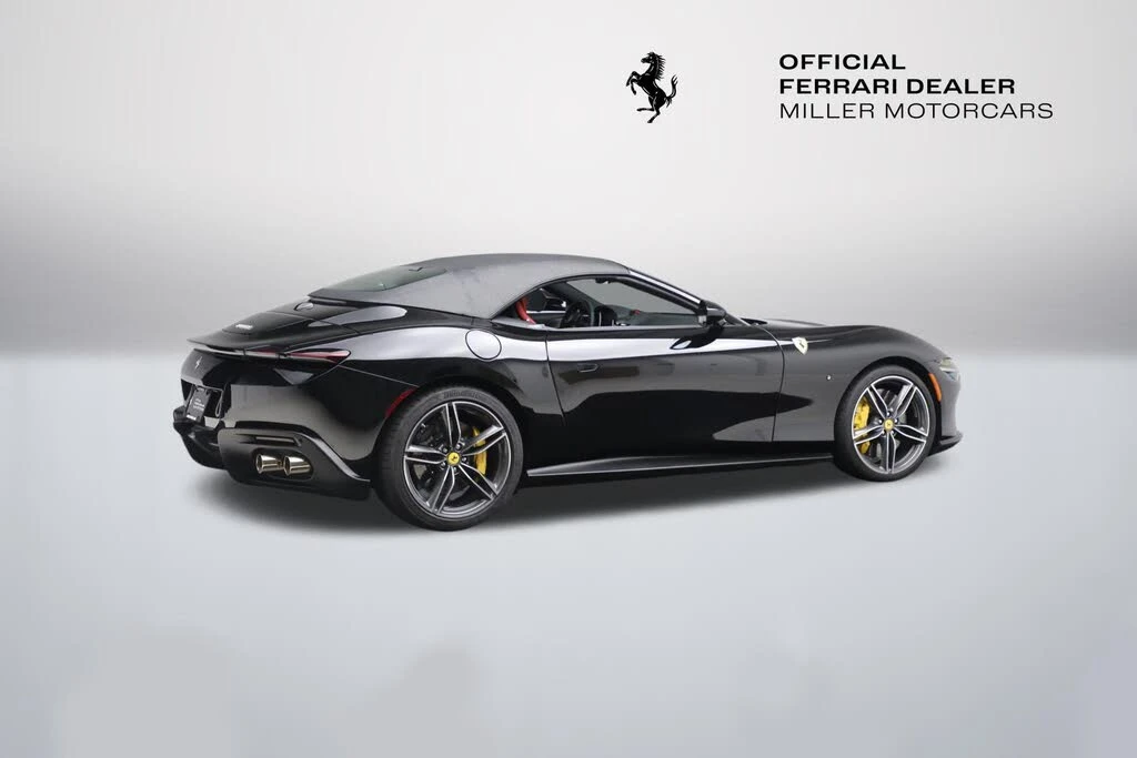 2024 Ferrari Roma Spider - Image 27 of 29
