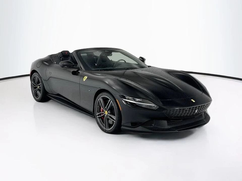 2024 Ferrari Roma Spider - Image 3 of 31