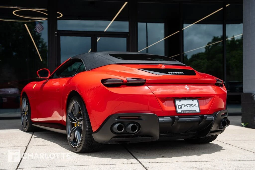 2024 Ferrari Roma Spider - Image 13 of 31