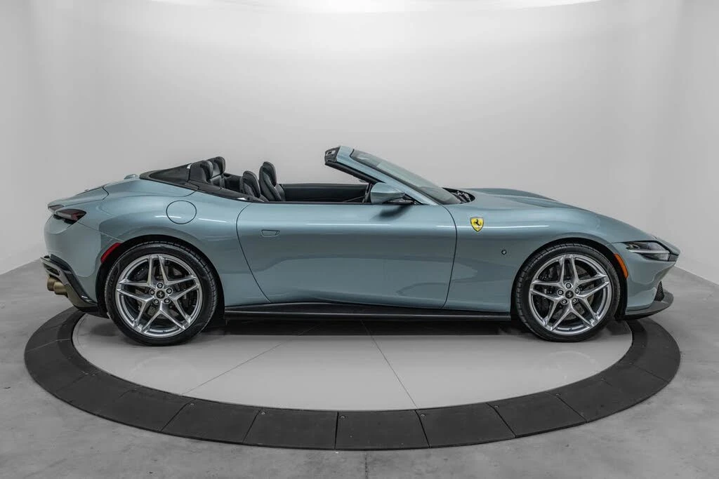 2024 Ferrari Roma Spider - Image 11 of 31