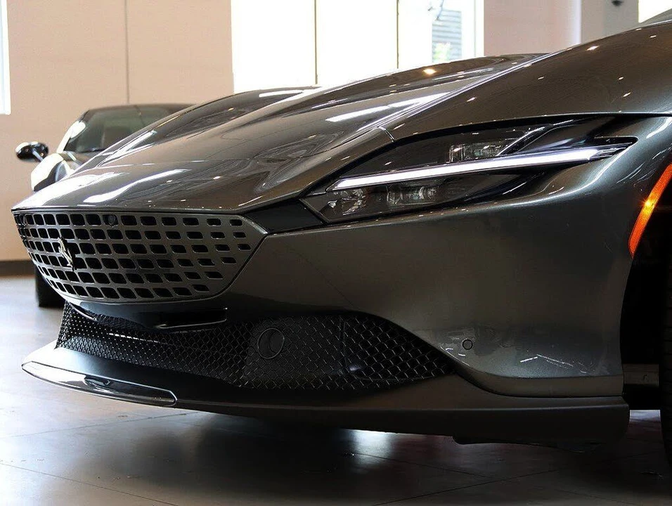 2024 Ferrari Roma Spider - Image 22 of 31