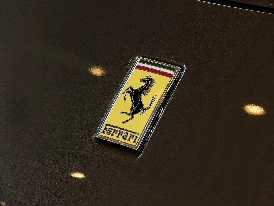 2024 Ferrari Roma Spider - Image 26 of 31