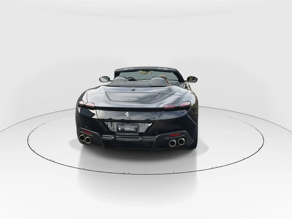 2024 Ferrari Roma Spider - Image 7 of 31
