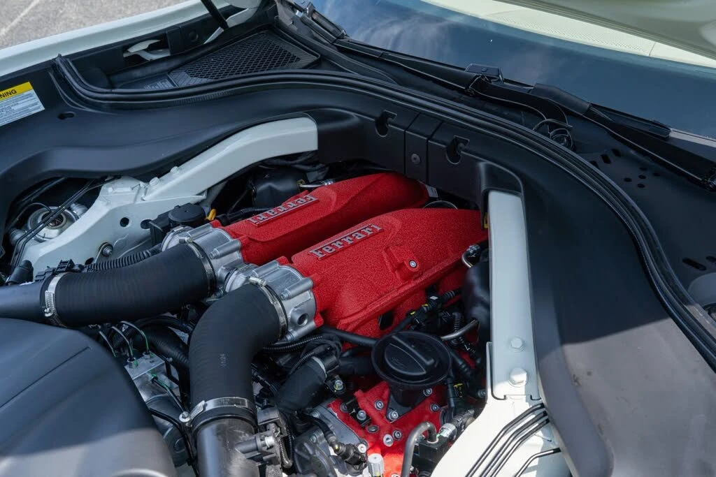 2024 Ferrari Roma Spider - Image 24 of 31