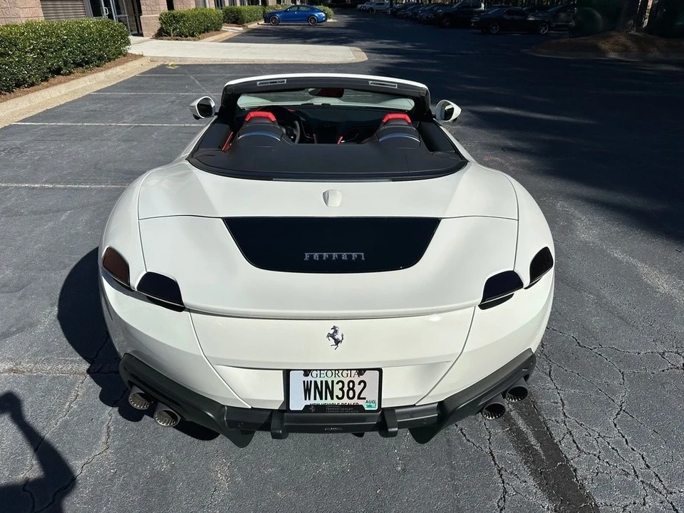2024 Ferrari Roma Spider - Image 8 of 21