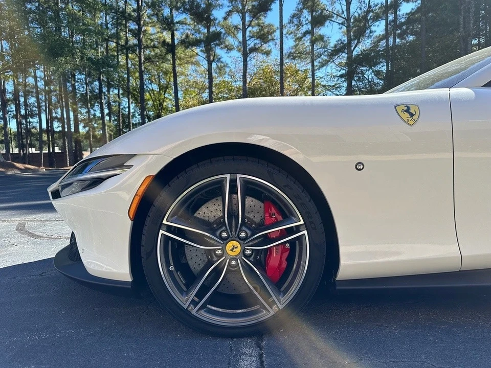 2024 Ferrari Roma Spider - Image 9 of 21