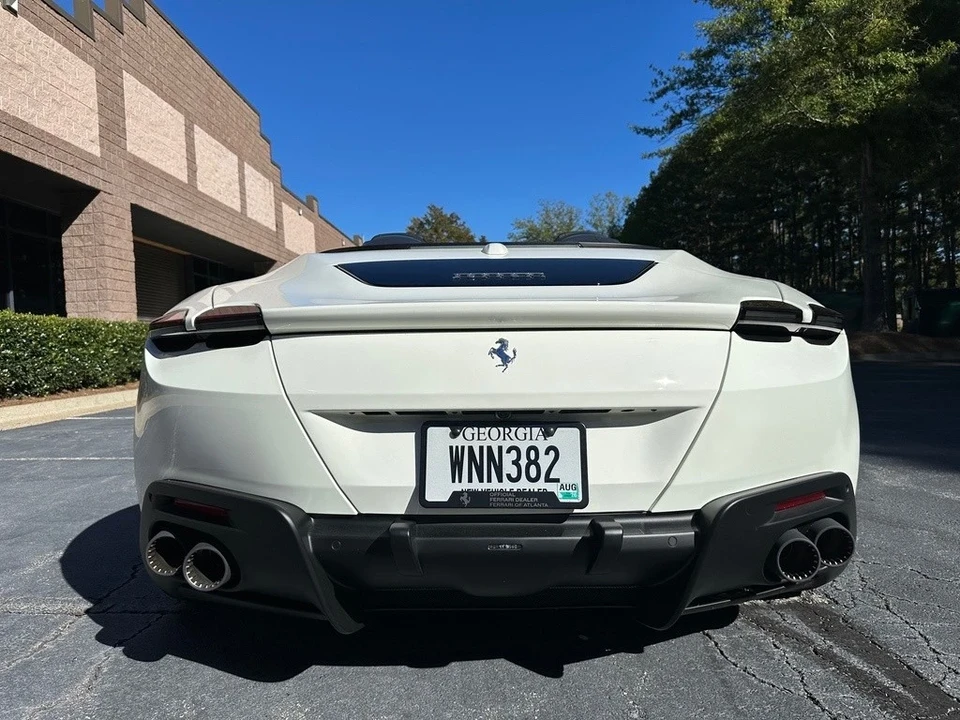 2024 Ferrari Roma Spider - Image 7 of 21