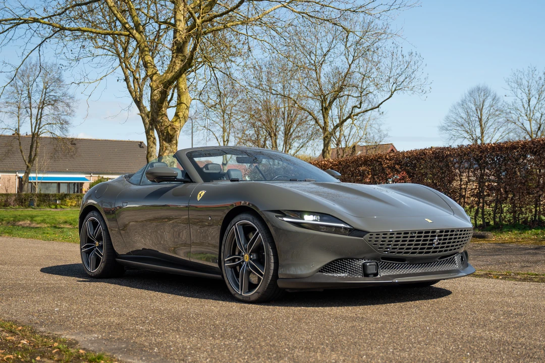 2024 Ferrari Roma Spider - Image 3 of 21