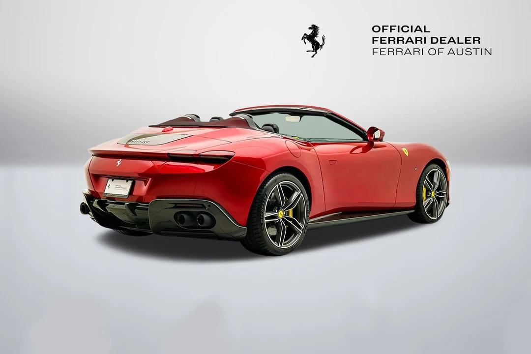 2024 Ferrari Roma Spider - Image 7 of 31