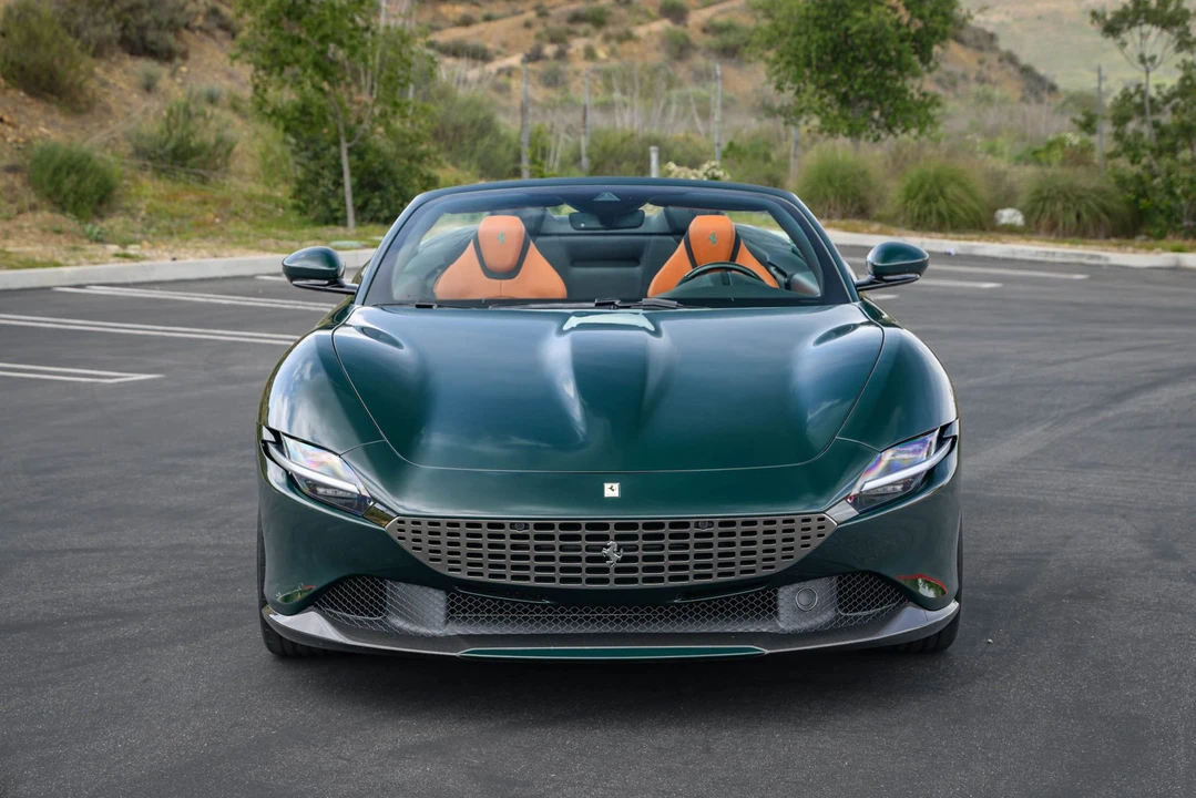 2024 Ferrari Roma Spider - Image 21 of 31