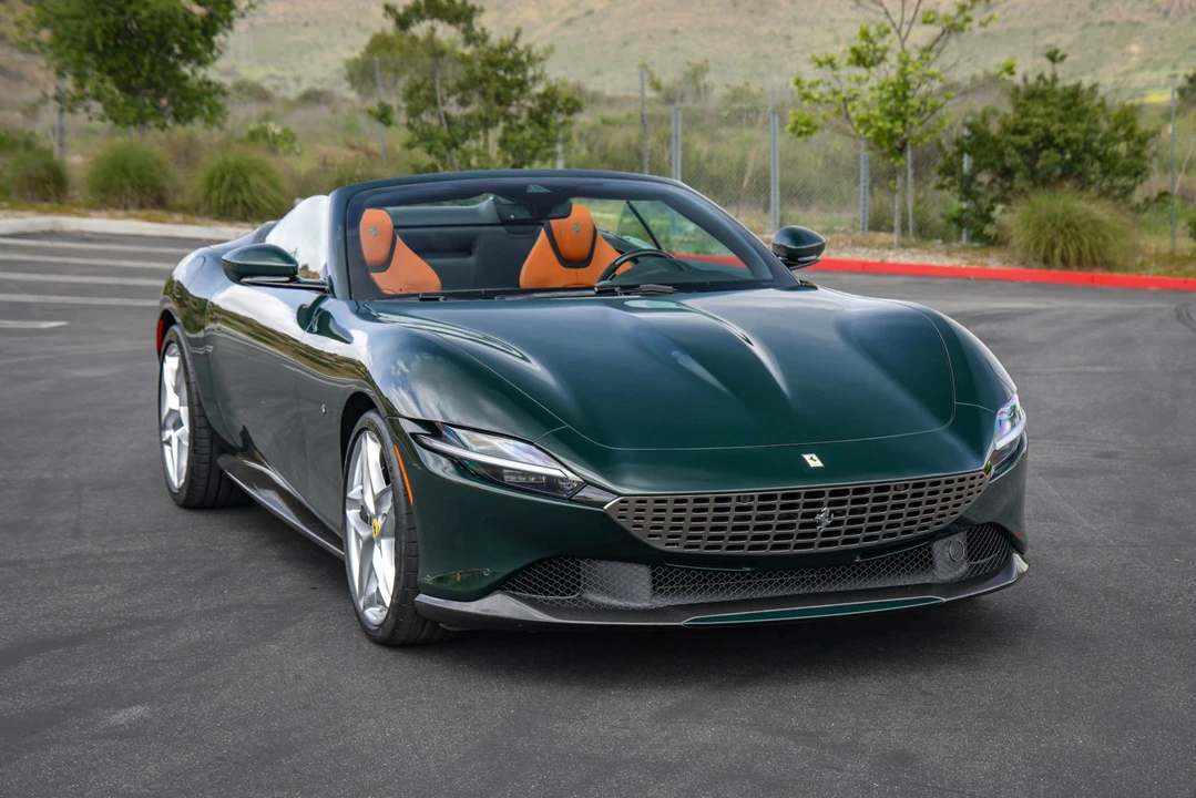 2024 Ferrari Roma Spider - Image 19 of 31