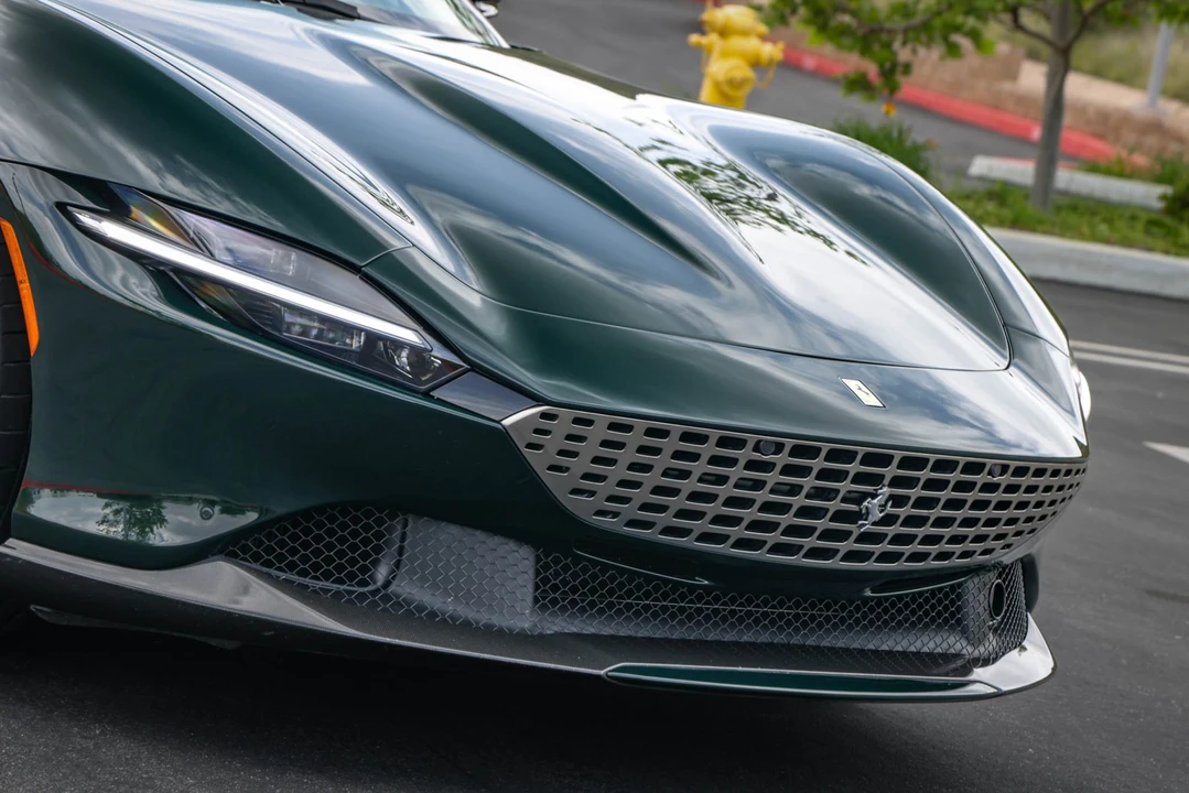 2024 Ferrari Roma Spider - Image 23 of 31