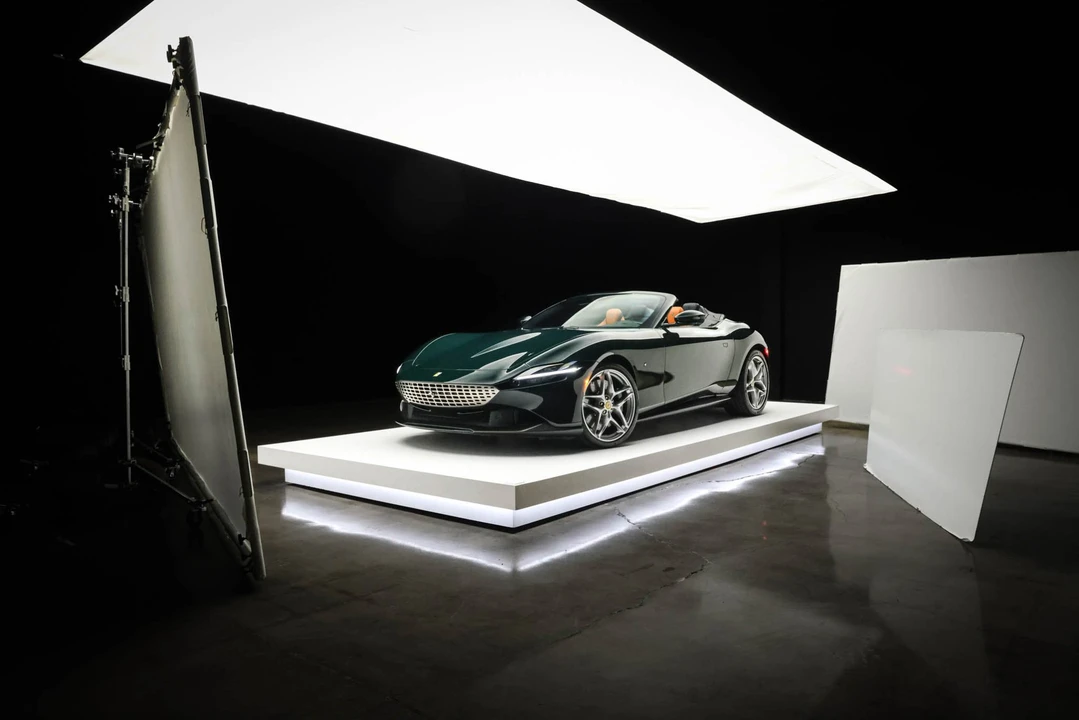 2024 Ferrari Roma Spider - Image 24 of 31