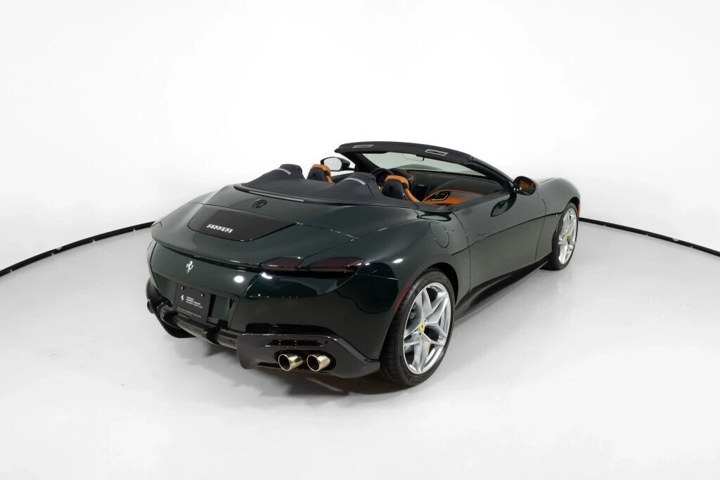 2024 Ferrari Roma Spider - Image 17 of 21