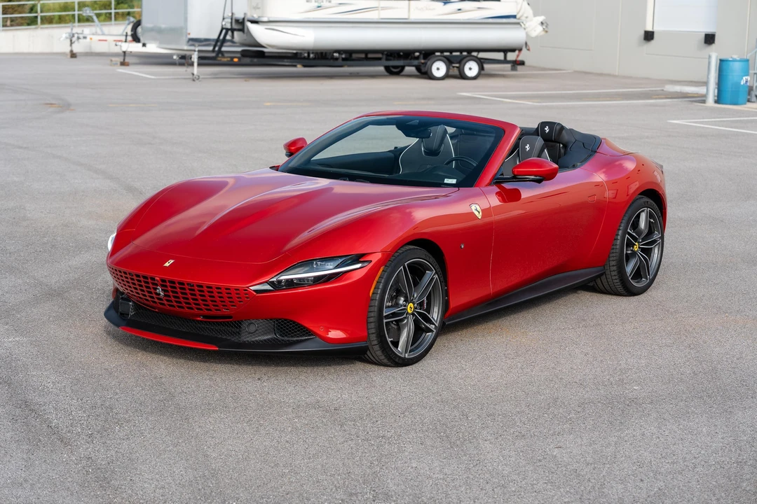 2024 Ferrari Roma Spider - Image 11 of 31
