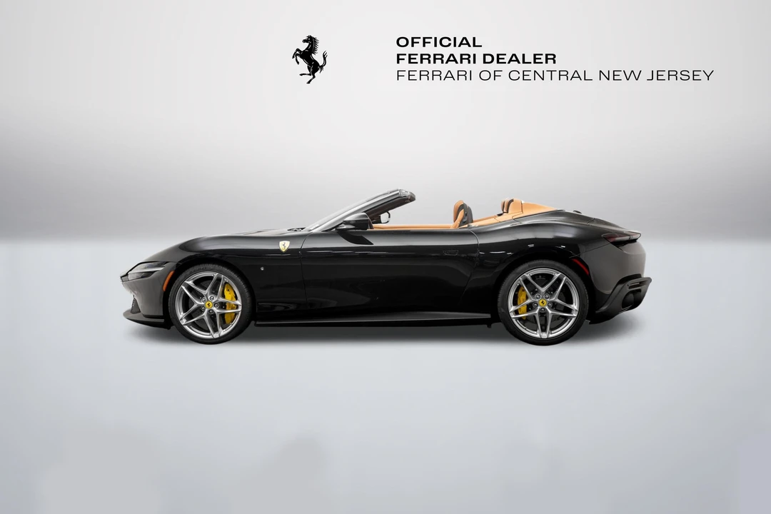 2024 Ferrari Roma Spider - Image 4 of 31