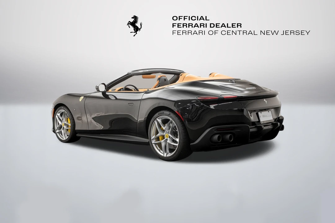 2024 Ferrari Roma Spider - Image 5 of 31