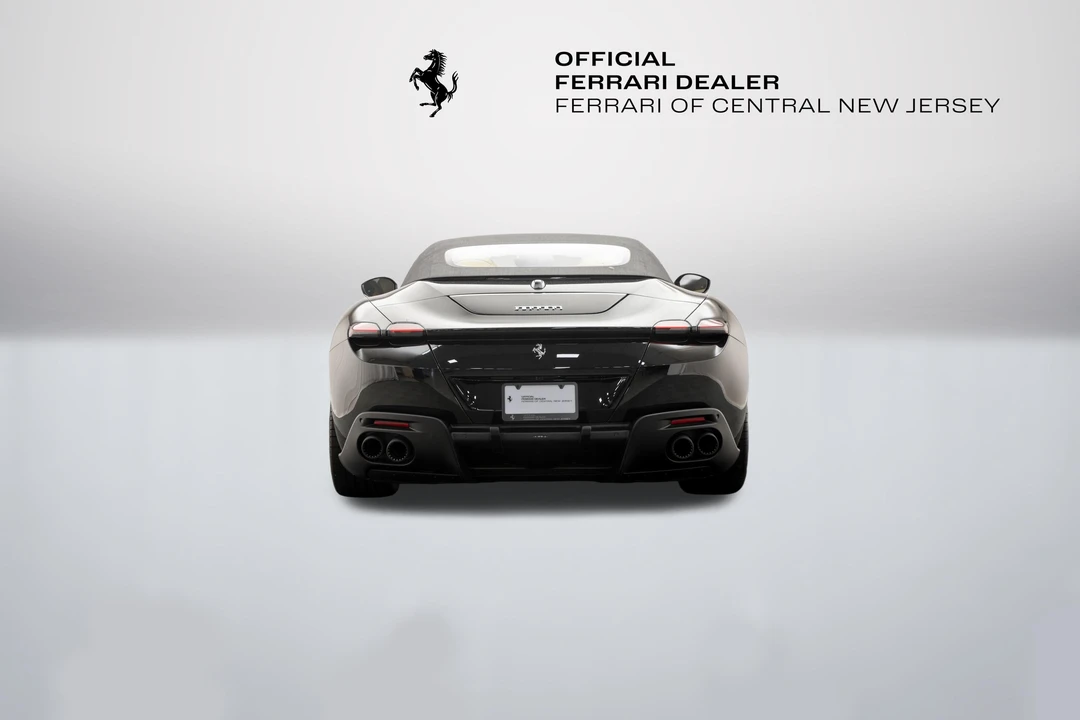 2024 Ferrari Roma Spider - Image 14 of 31