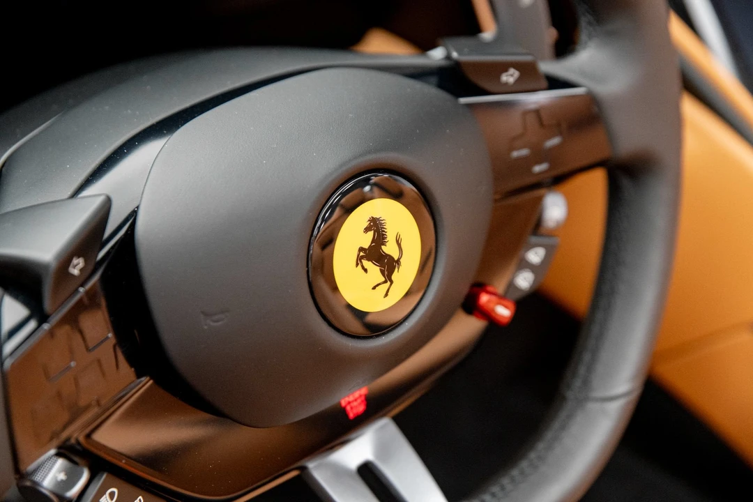 2024 Ferrari Roma Spider - Image 22 of 31
