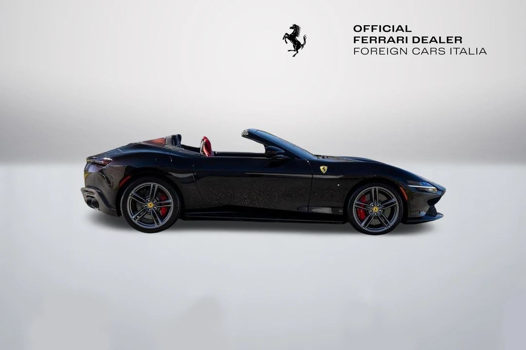 2024 Ferrari Roma Spider - Image 8 of 31